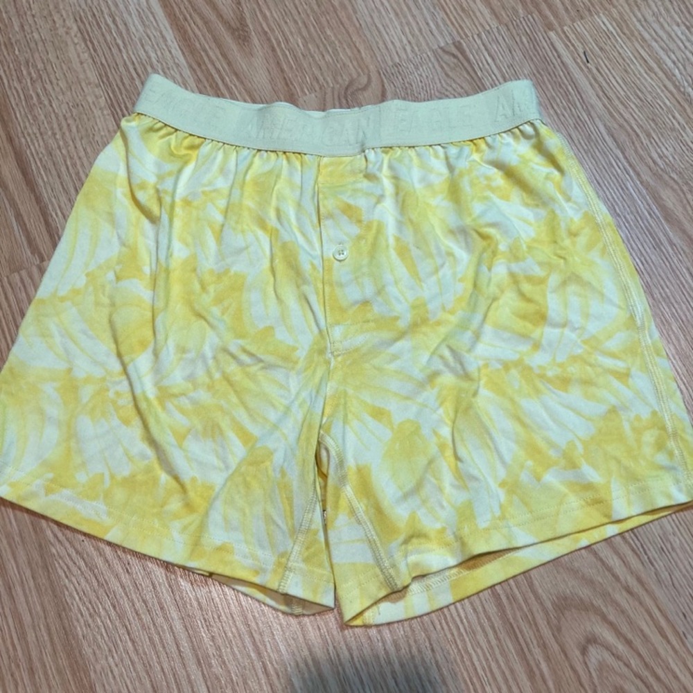 American‎ Eagle yellow boxers XS